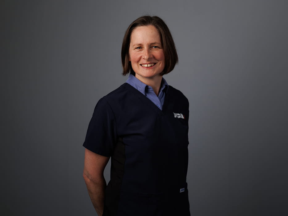 Dr Kelly